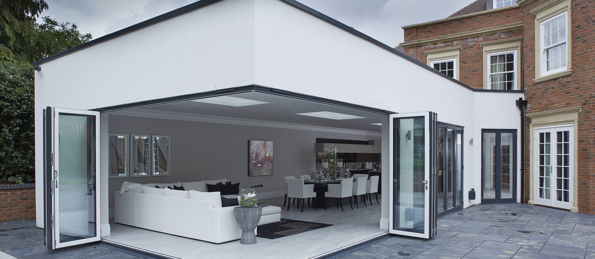 Corner Bi-Fold Doors 